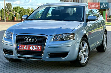 Хэтчбек Audi A3 2006 в 