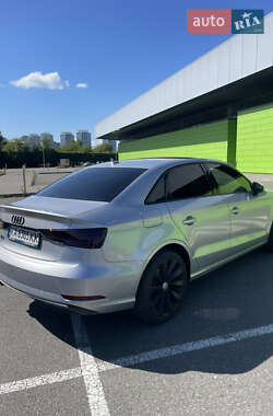 Седан Audi A3 2017 в 