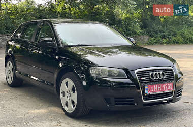 Хэтчбек Audi A3 2006 в 