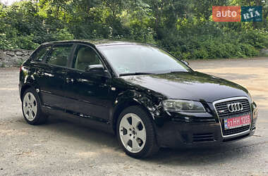 Хэтчбек Audi A3 2006 в 