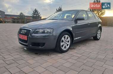 Хэтчбек Audi A3 2005 в 