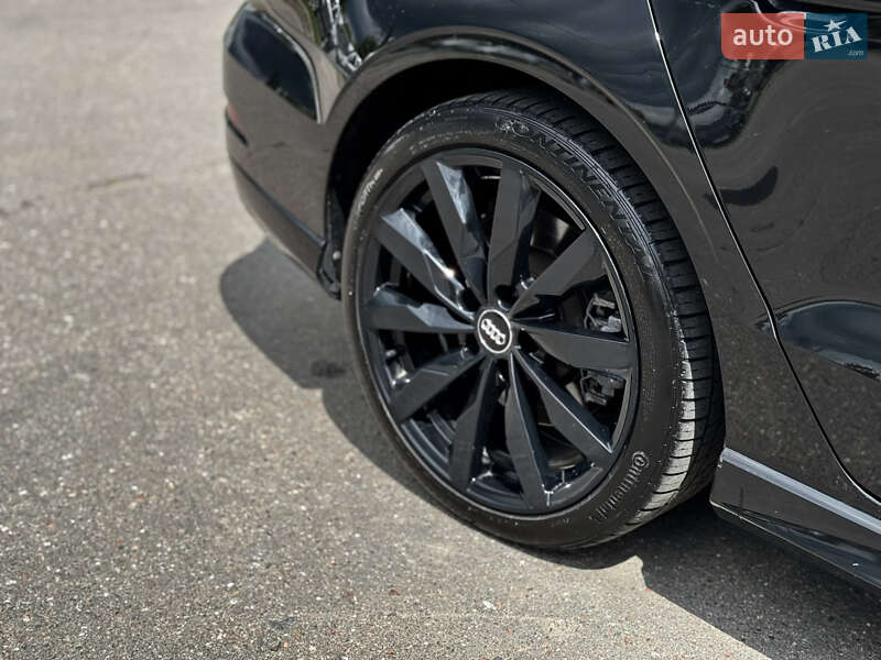 Седан Audi A3 2019 в Киеве