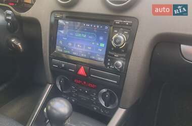 Хэтчбек Audi A3 2007 в 