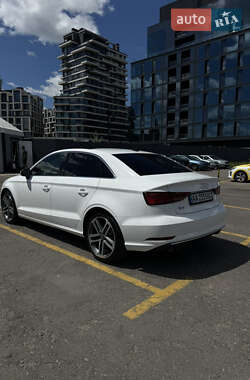 Седан Audi A3 2018 в 