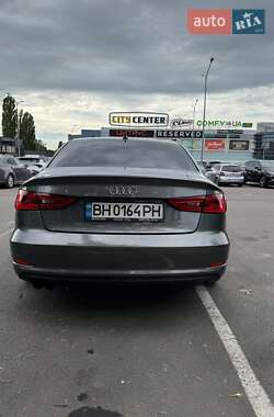 Седан Audi A3 2016 в 