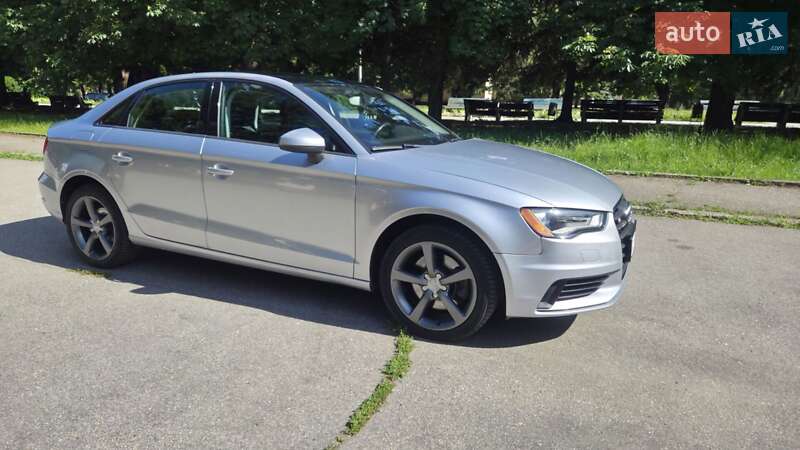 Седан Audi A3 2014 в Желтых Водах