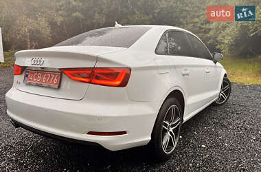 Седан Audi A3 2015 в 