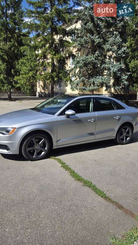 Седан Audi A3 2014 в Желтых Водах