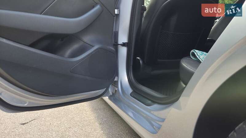 Седан Audi A3 2014 в Желтых Водах