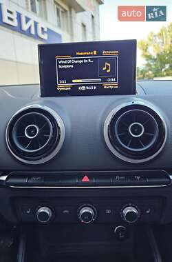 Седан Audi A3 2015 в 