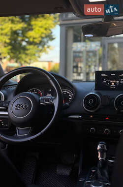 Седан Audi A3 2016 в 
