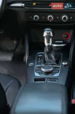 Седан Audi A3 2016 в 