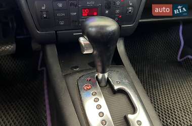 Хэтчбек Audi A3 2003 в 