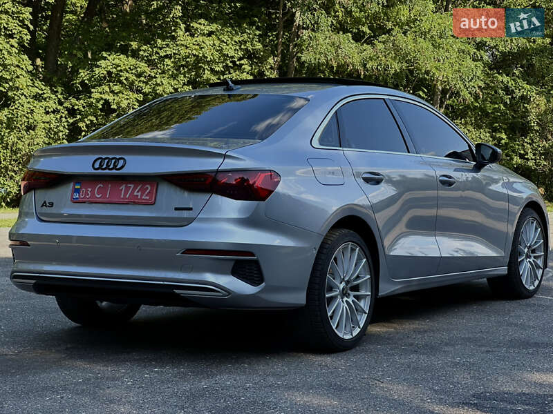 Седан Audi A3 2023 в Харькове
