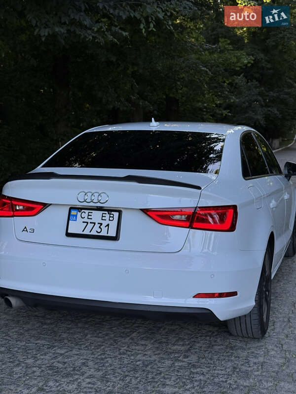 Седан Audi A3 2015 в Черновцах