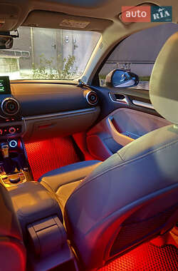 Седан Audi A3 2015 в 