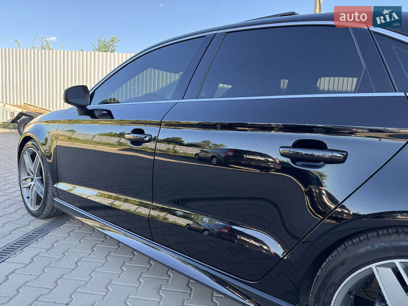 Седан Audi A3 2018 в Лубнах