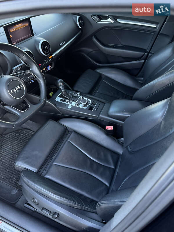 Седан Audi A3 2018 в Лубнах