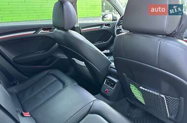 Седан Audi A3 2016 в 