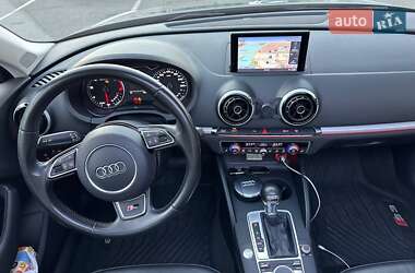 Седан Audi A3 2016 в 