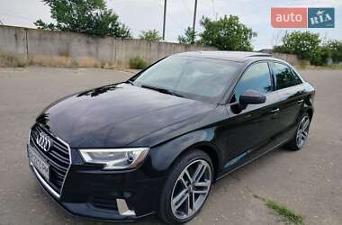 Седан Audi A3 2016 в 