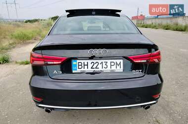 Седан Audi A3 2016 в 