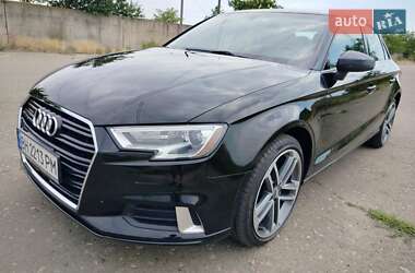 Седан Audi A3 2016 в 