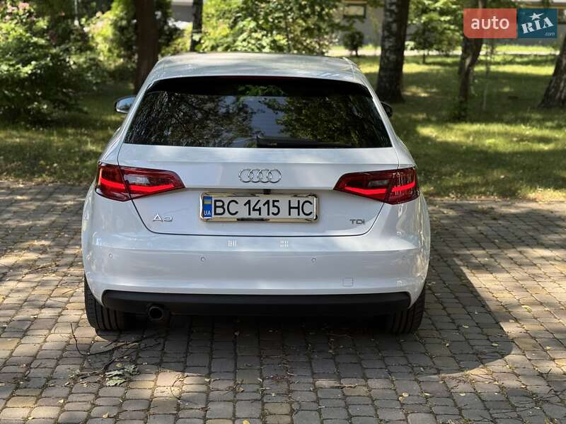 Хэтчбек Audi A3 2015 в Львове