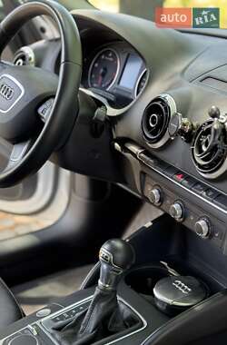 Хэтчбек Audi A3 2015 в 