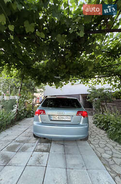 Хэтчбек Audi A3 2005 в 