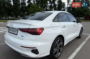 Седан Audi A3 2021 в 