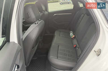 Седан Audi A3 2021 в 