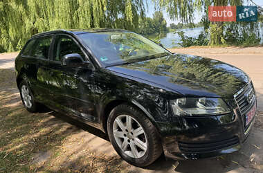Хэтчбек Audi A3 2009 в 