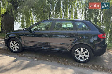 Хэтчбек Audi A3 2009 в 