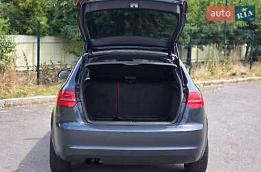 Хэтчбек Audi A3 2009 в 