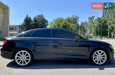 Седан Audi A3 2015 в 