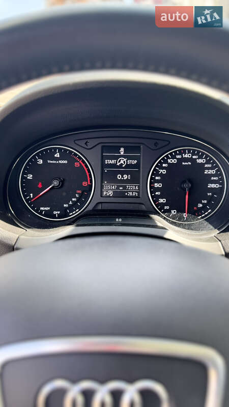 Седан Audi A3 2016 в Киеве