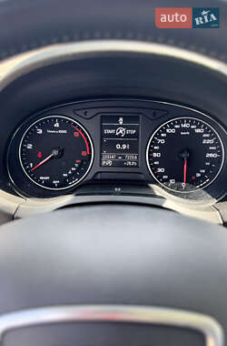 Седан Audi A3 2016 в 