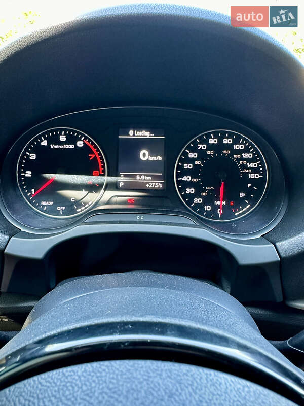 Седан Audi A3 2015 в Запоріжжі