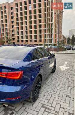 Седан Audi A3 2015 в 