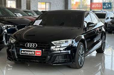 Седан Audi A3 2016 в Одессе