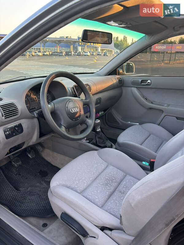 Хетчбек Audi A3 1997 в Одесі