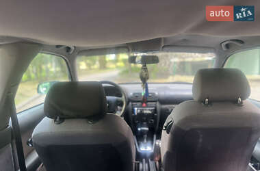 Хэтчбек Audi A3 1999 в 