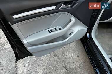 Седан Audi A3 2014 в 