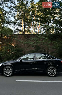 Седан Audi A3 2014 в 