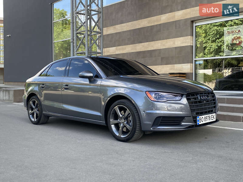 Седан Audi A3 2015 в Тернополі