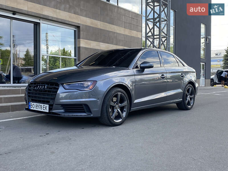 Седан Audi A3 2015 в Тернополі