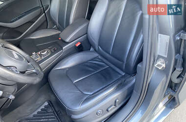 Седан Audi A3 2015 в Тернополе