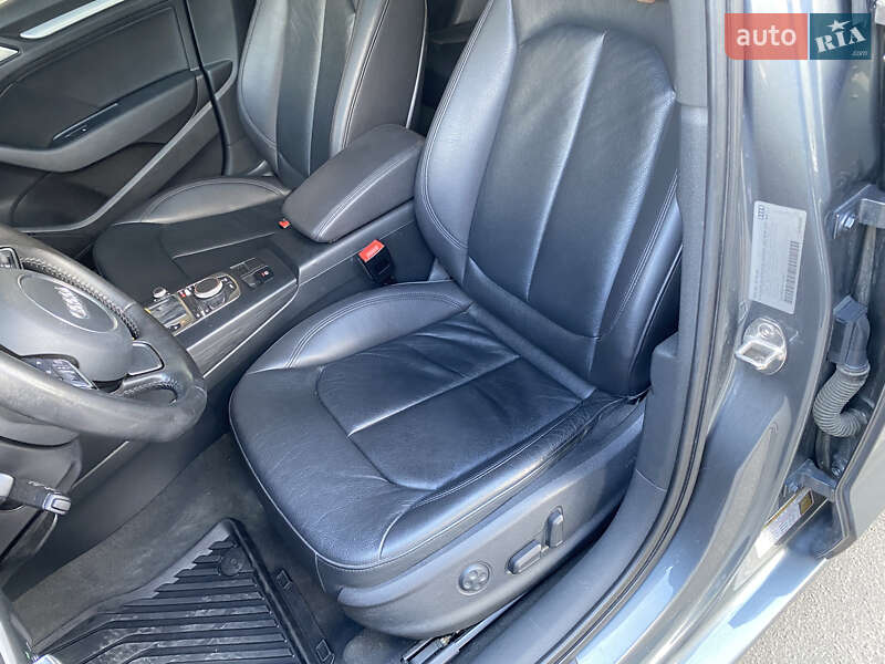 Седан Audi A3 2015 в Тернополі