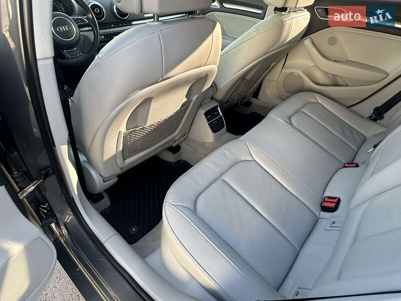 Седан Audi A3 2016 в Одесі